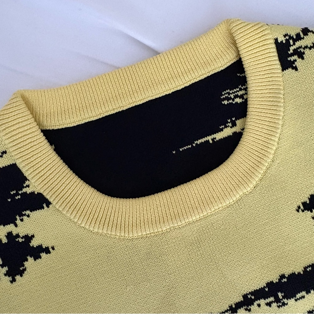 NWOT Acne Studio Style Yellow Ink Splatter Splash  Sweater S - Picture 8 of 13